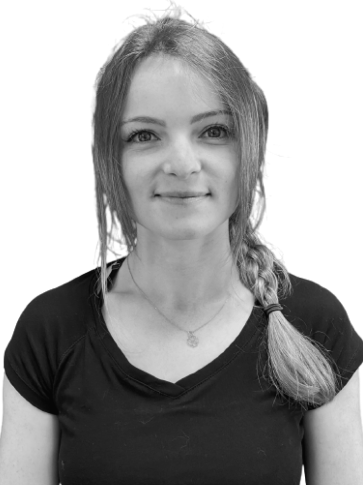 Headshots (3) Freya Crichton